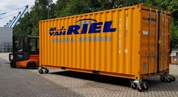 Verrijdbare zeecontainers en opslagunits